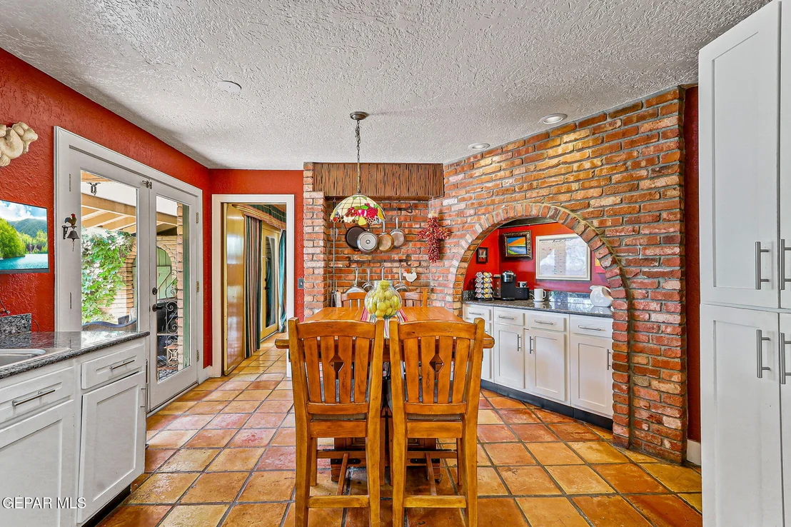 Photo of 4332 DONNYBROOK Place