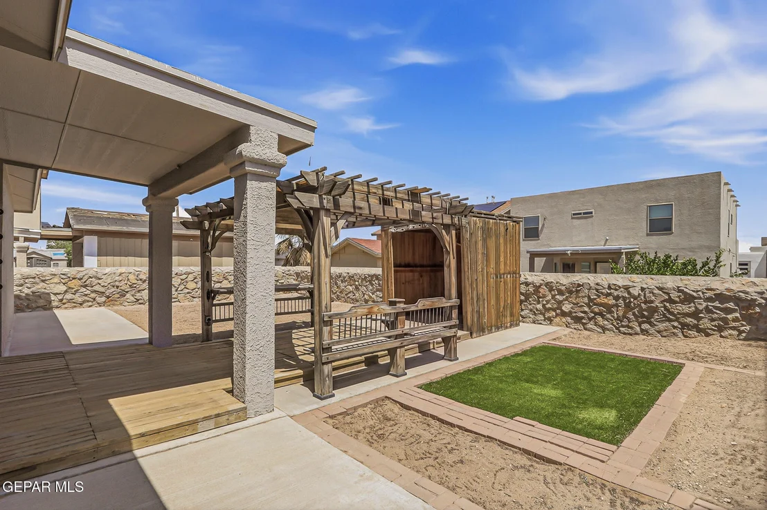 Photo of 14425 JOHNNY MATA Drive