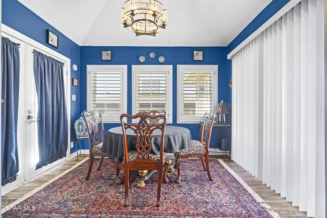 Photo of 1109 WHITAKER Lane