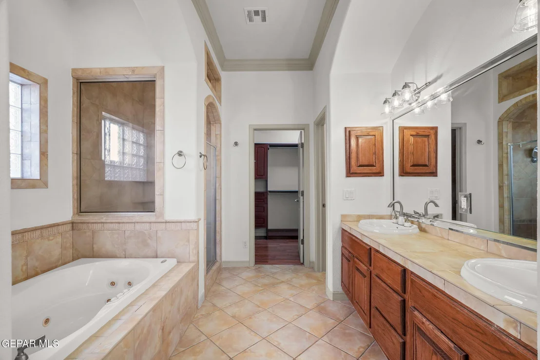 Photo of 6389 FRANKLIN TRAIL Drive