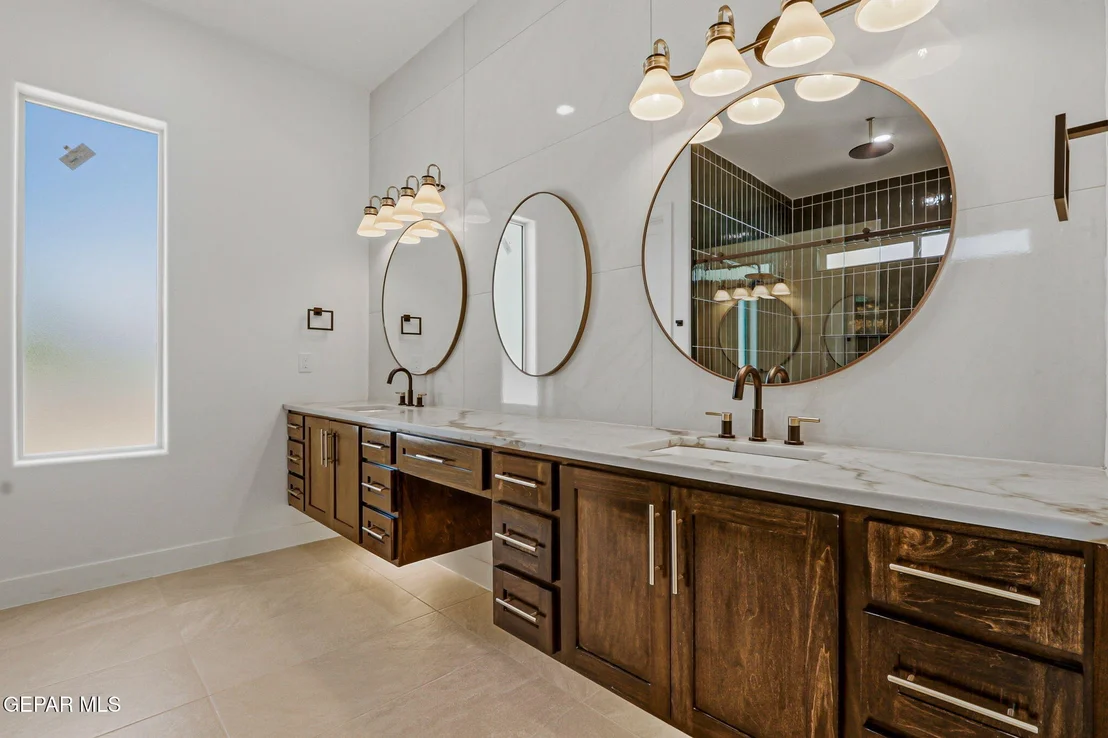Photo of 5644 RIO BONITO Circle