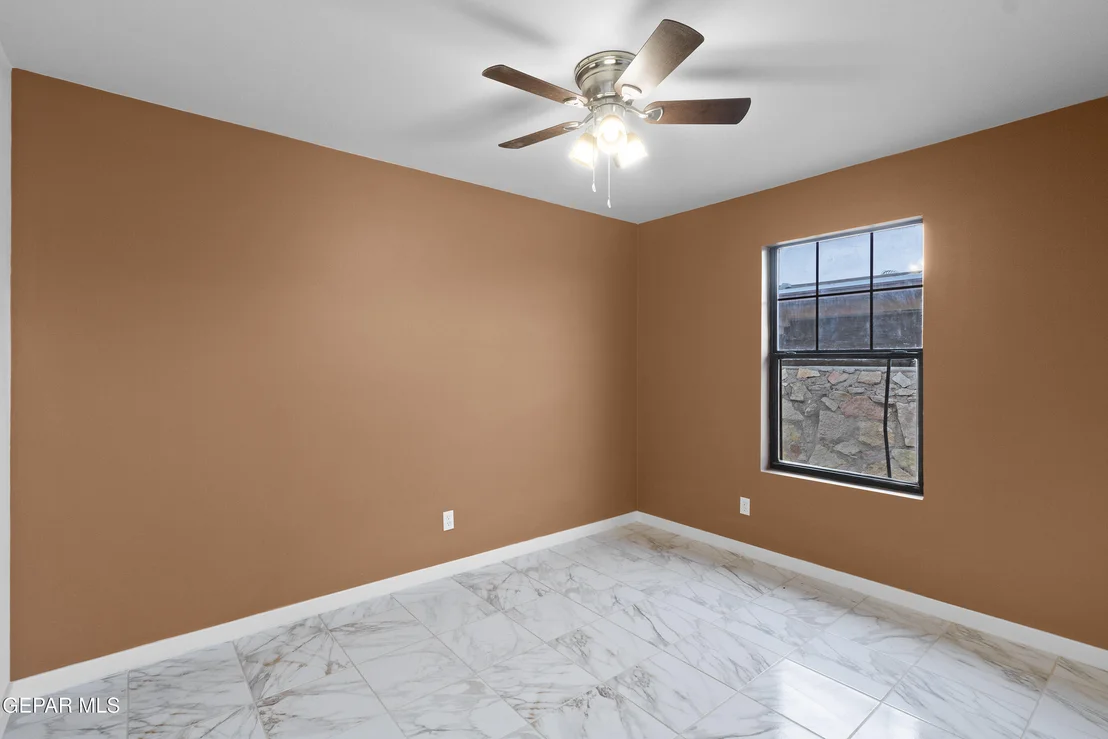 Photo of 142 GREEN DESERT Circle