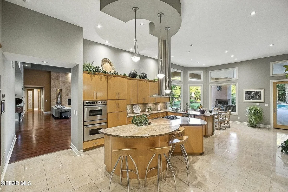 Photo of 324 WILD WILLOW Drive