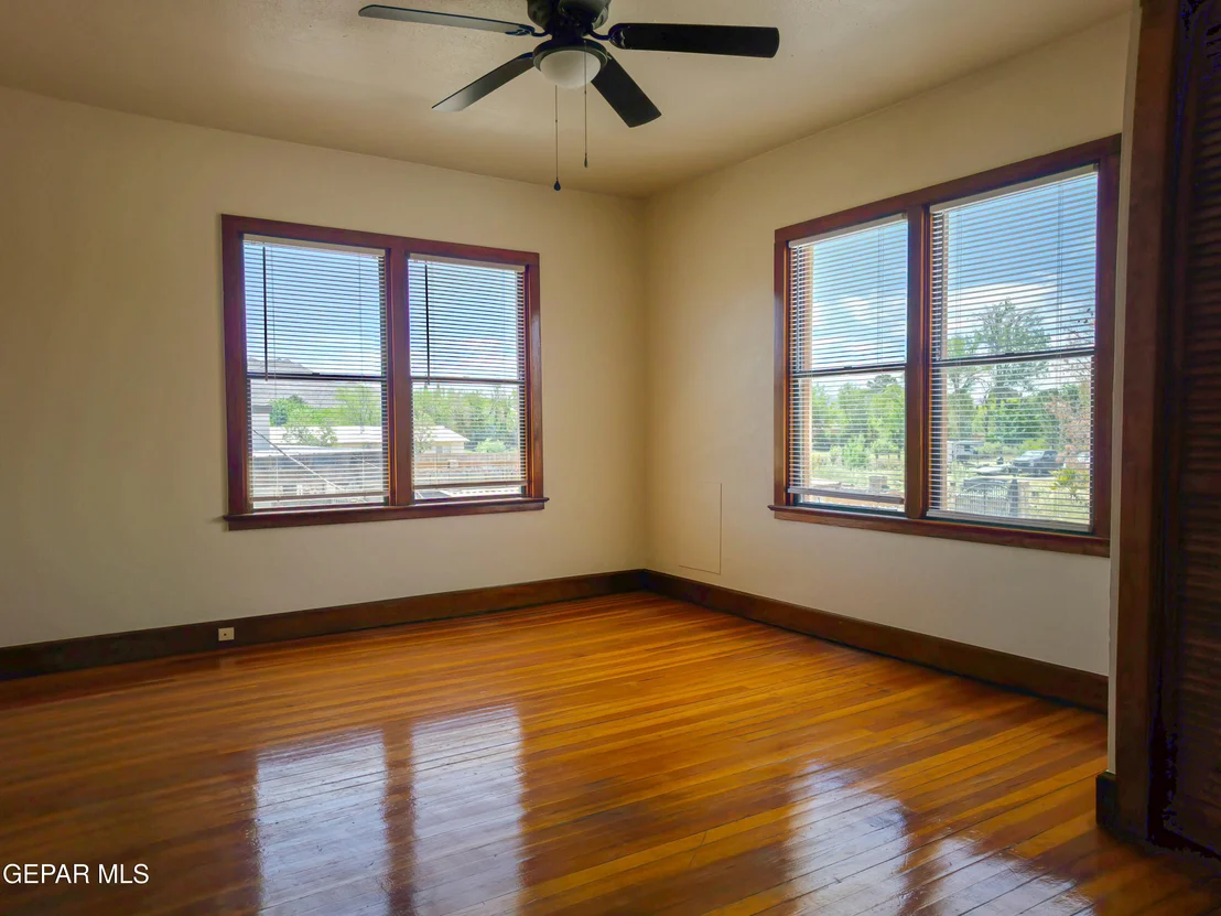 Photo of 4037 EMORY Road