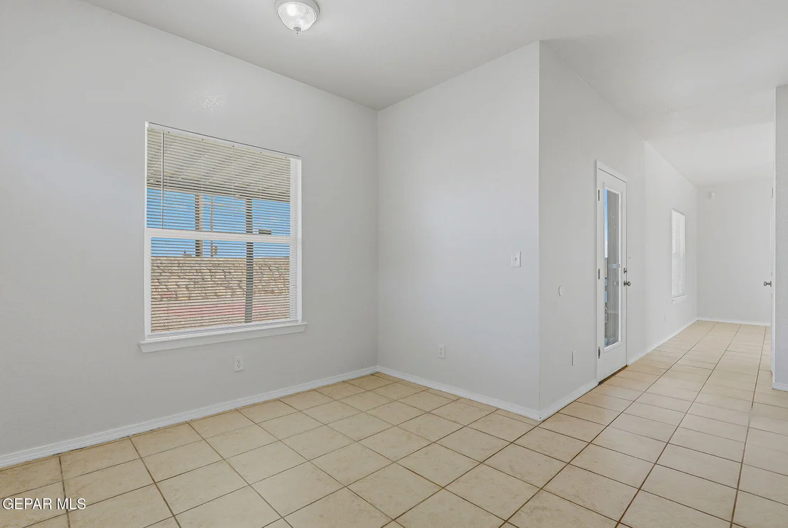 Photo of 10424 SILVERCLOUD Drive