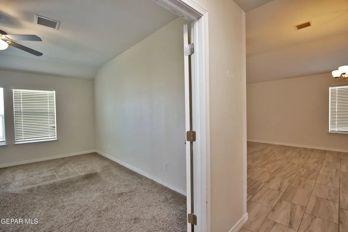 Photo of 285 PENBRIDGE Place