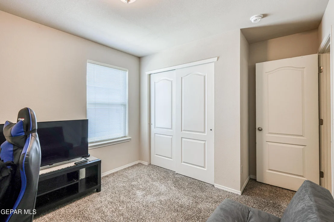 Photo of 909 Talavera Drive
