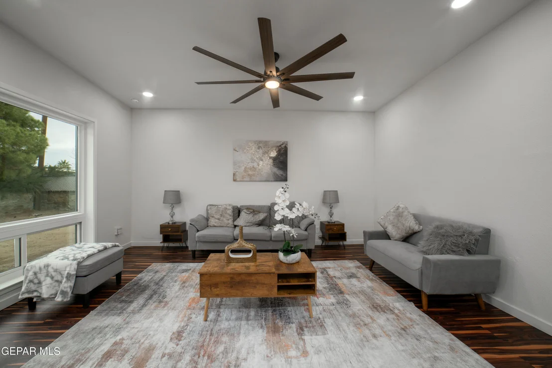Photo of 5107 HARLAN Drive