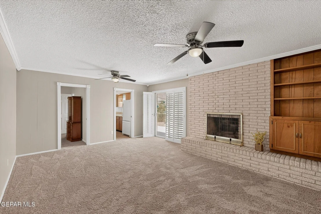 Photo of 6747 FIESTA Drive