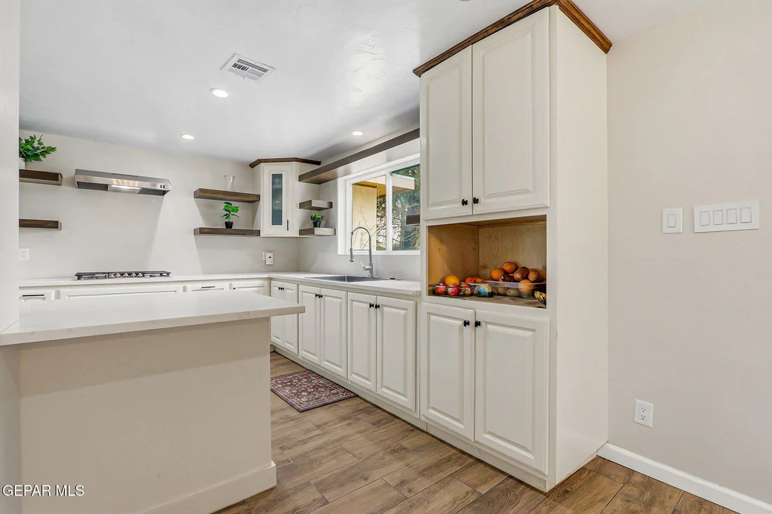 Photo of 224 Pacific Drive