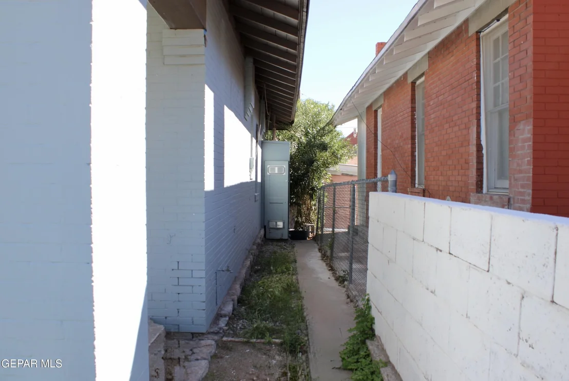 Photo of 3508 Douglas Avenue