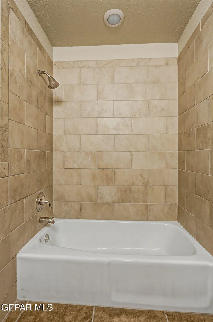 Photo of 1057 LOS JARDINES Circle