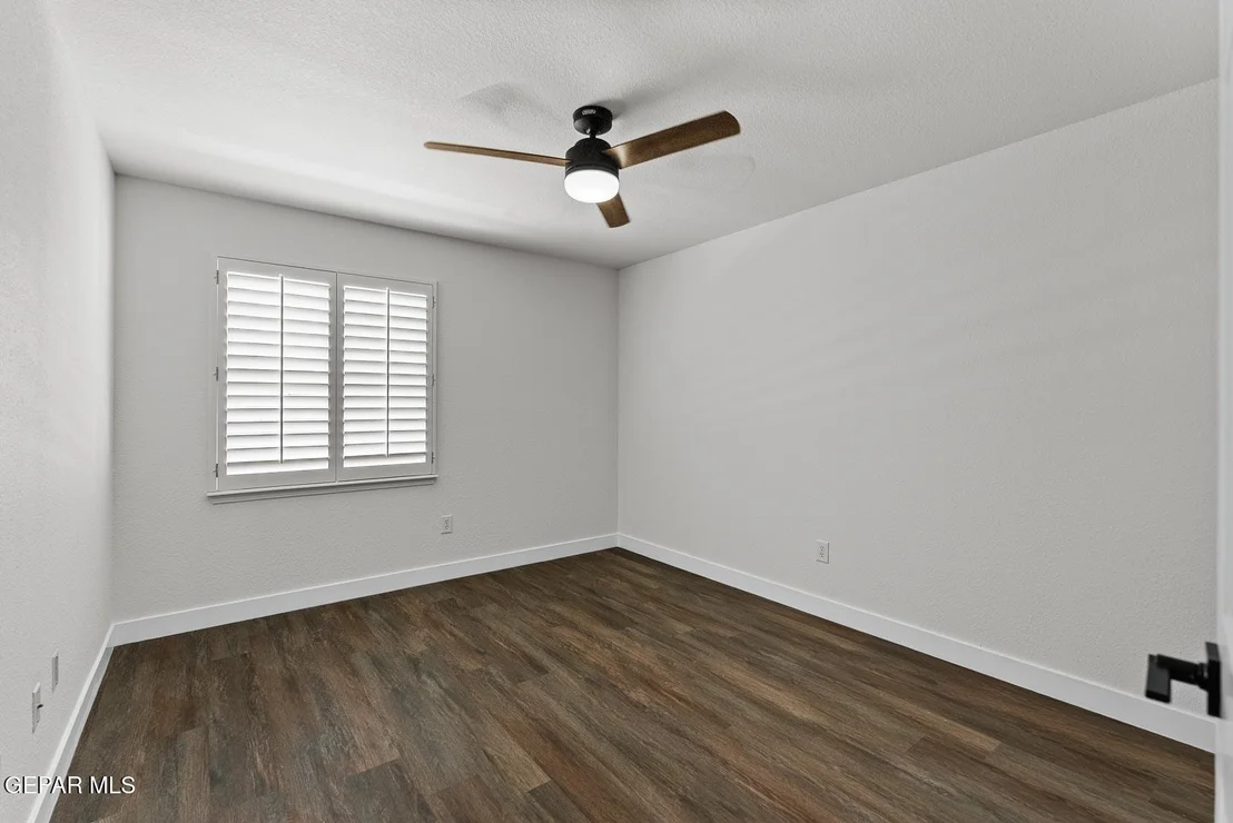 Photo of 6637 WIND RIDGE Drive