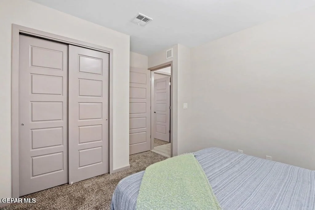 Photo of 948 SANDHURST Place