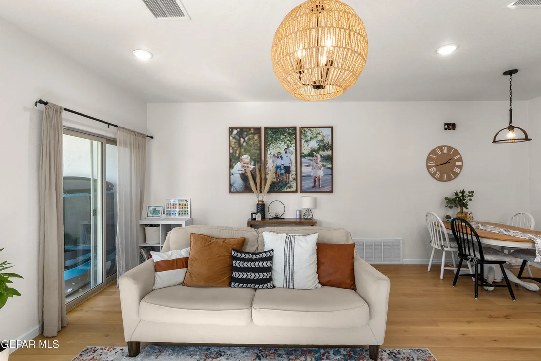 Photo of 6541 TOIVOA Place