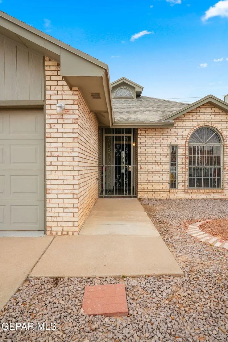 Photo of 12312 FLORA ALBA Drive