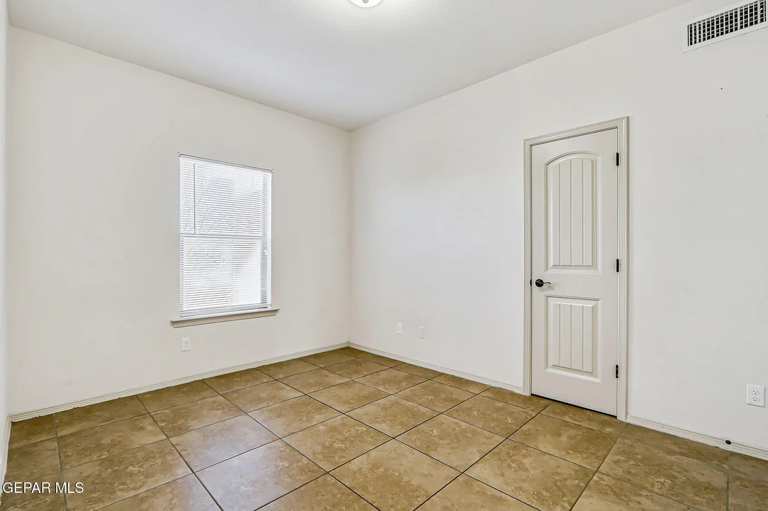 Photo of 14604 RANDALL CUNNINGHAM Avenue