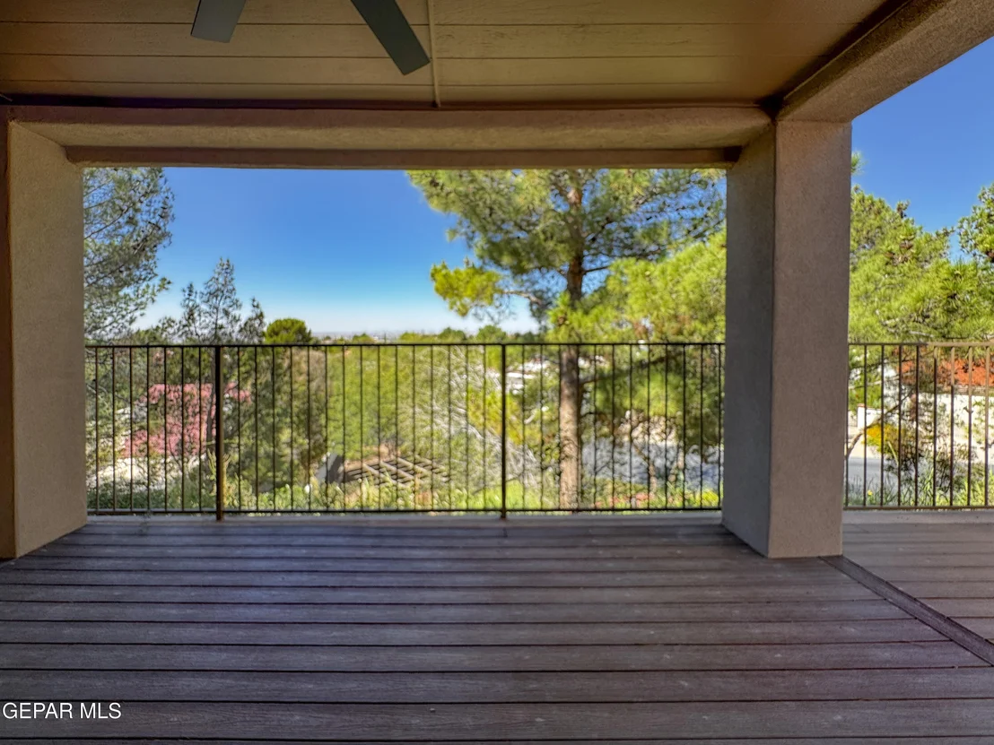 Photo of 1114 Los Jardines Circle