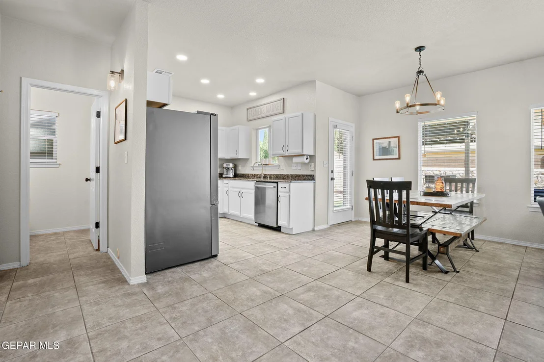 Photo of 5813 REDSTONE RIM Drive