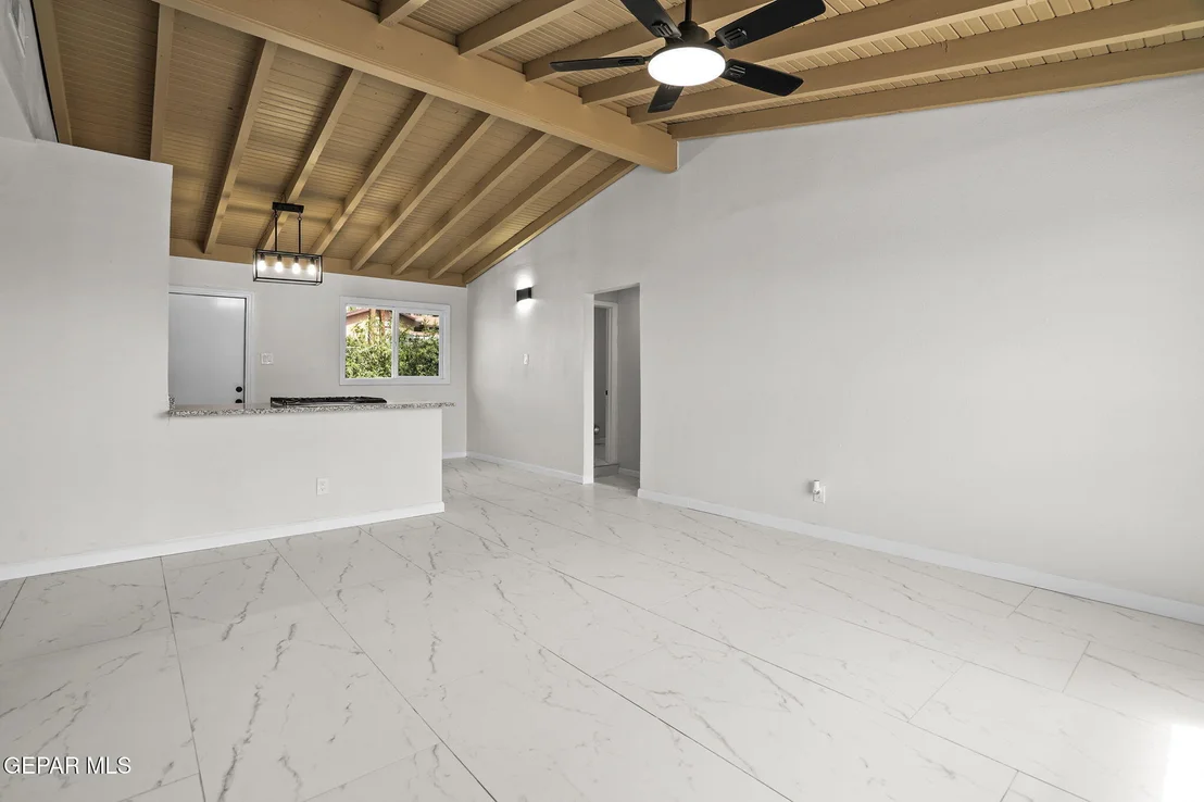 Photo of 919 N CLARK Drive