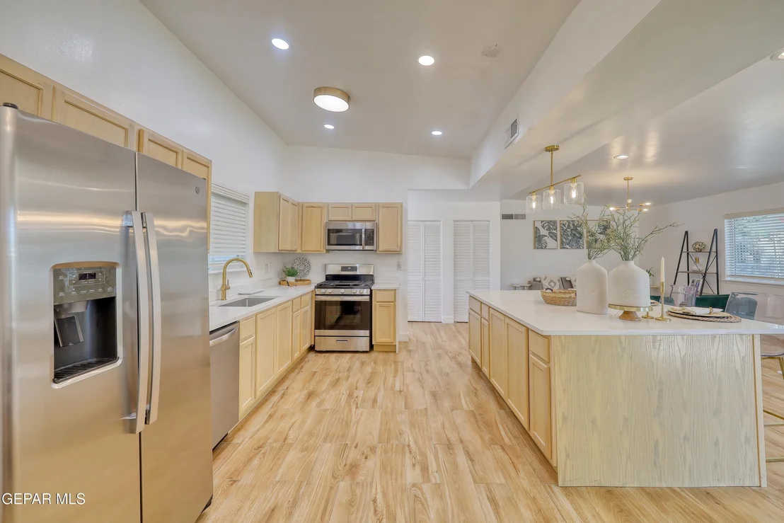 Photo of 2320 SEA SIDE Drive