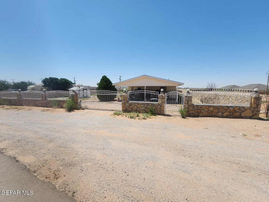 Photo of 15300 Desert Bloom Drive