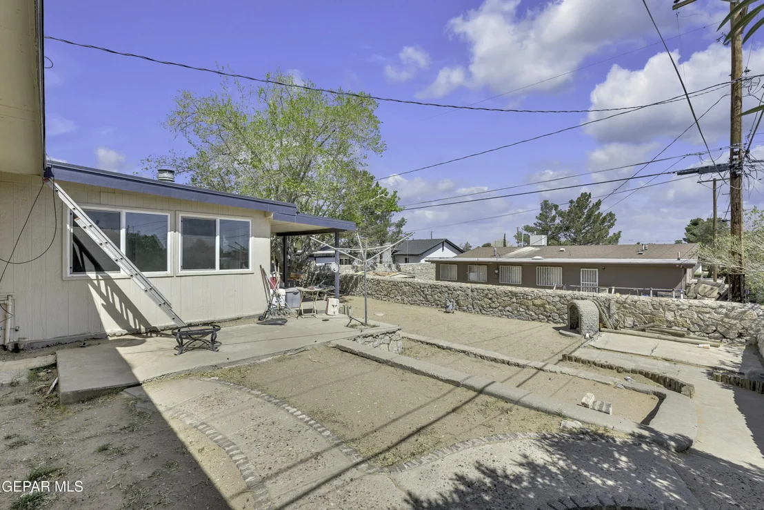 Photo of 9601 Selkirk Drive