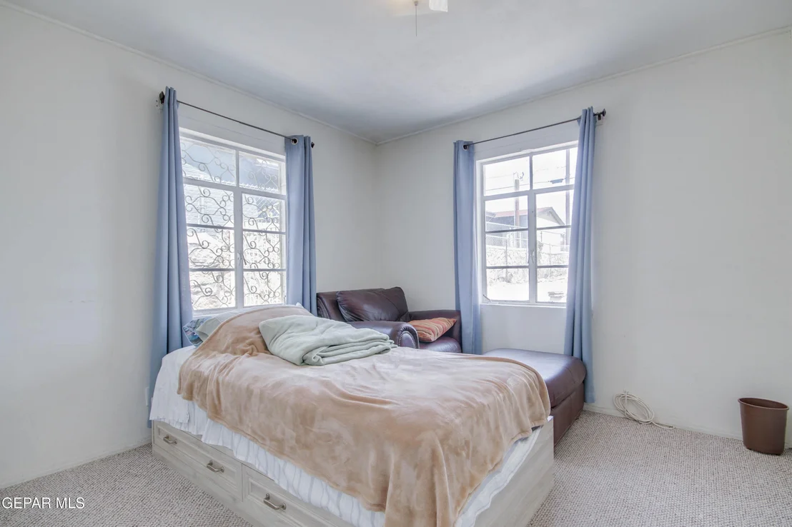 Photo of 3605 TYLER Avenue