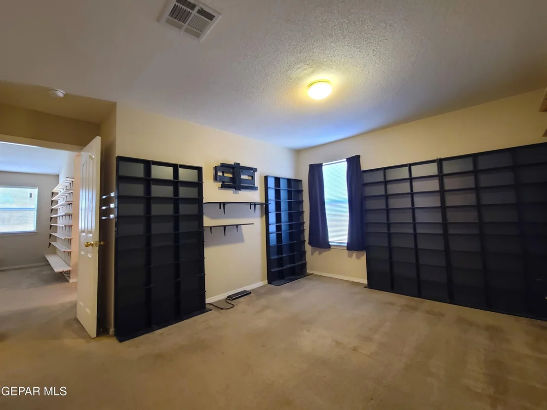 Photo of 11661 OCHRE BLUFF Lane