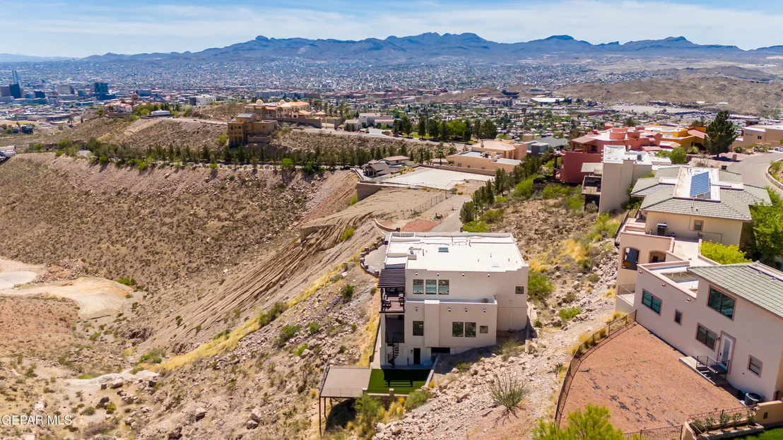 Photo of 10 BRONZE CREST Lane