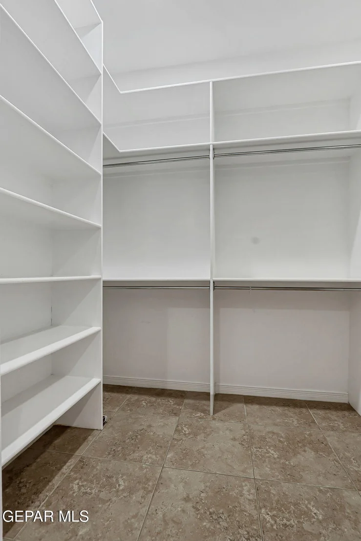 Photo of 5540 Westside Drive