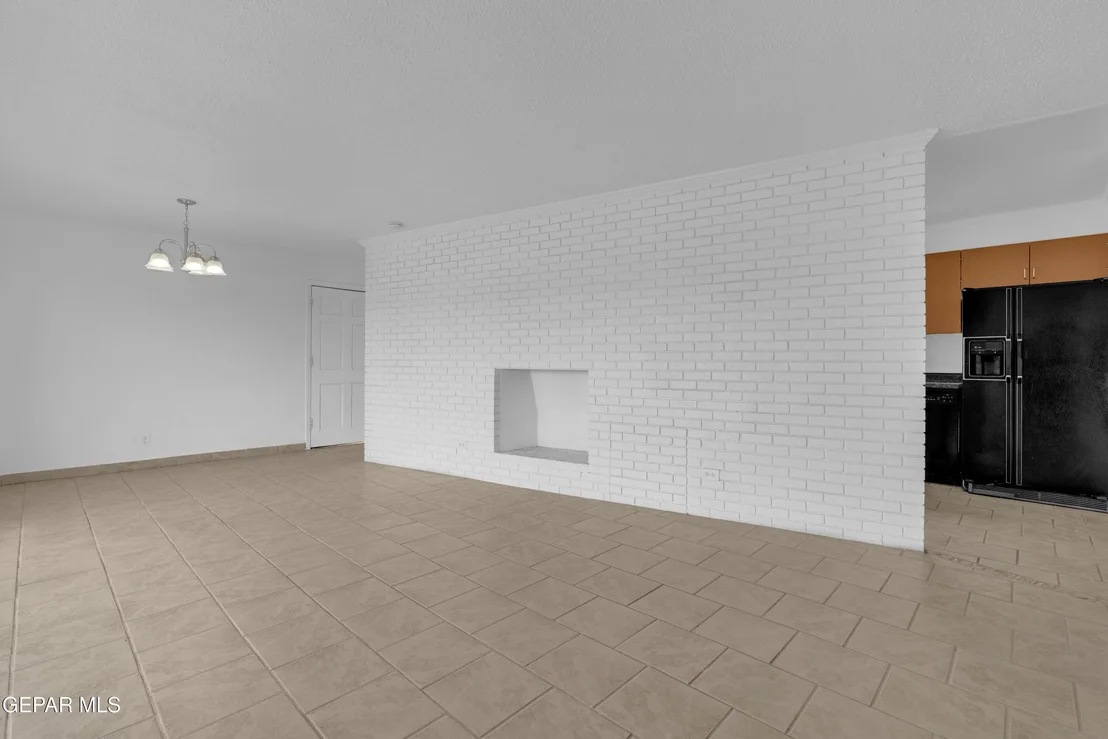 Photo of 6033 Isabella Drive