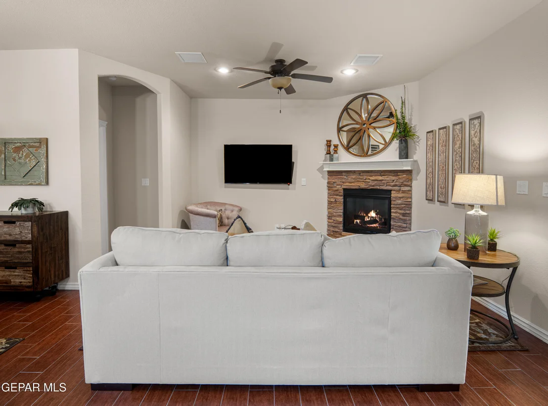 Photo of 7313 MEADOW SAGE