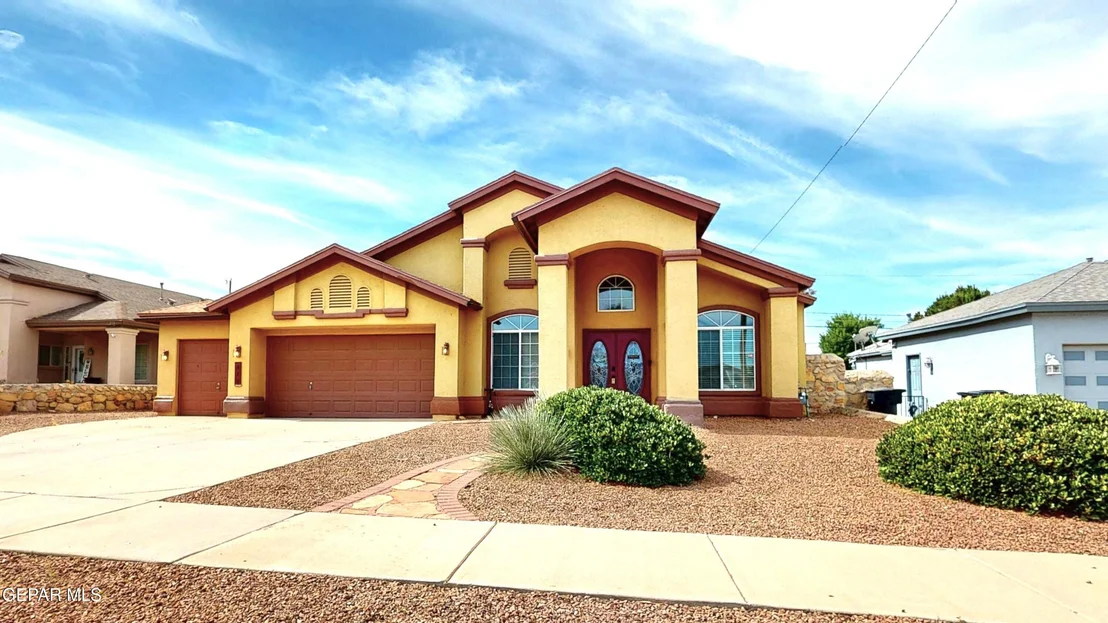 Photo of 820 La Florida Drive