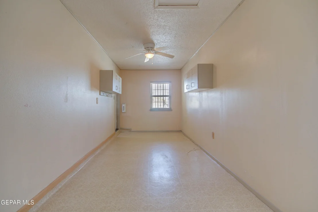 Photo of 5649 LONGVIEW Circle