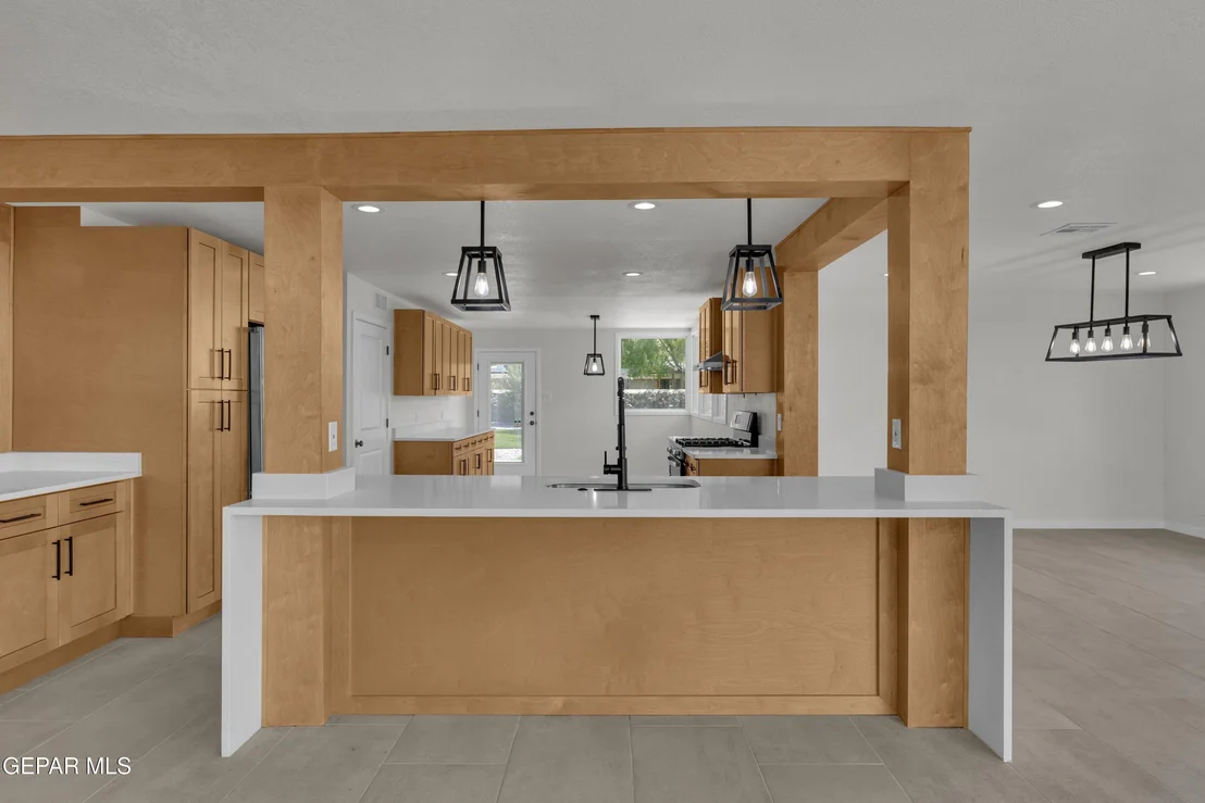 Photo of 4004 Flamingo Drive