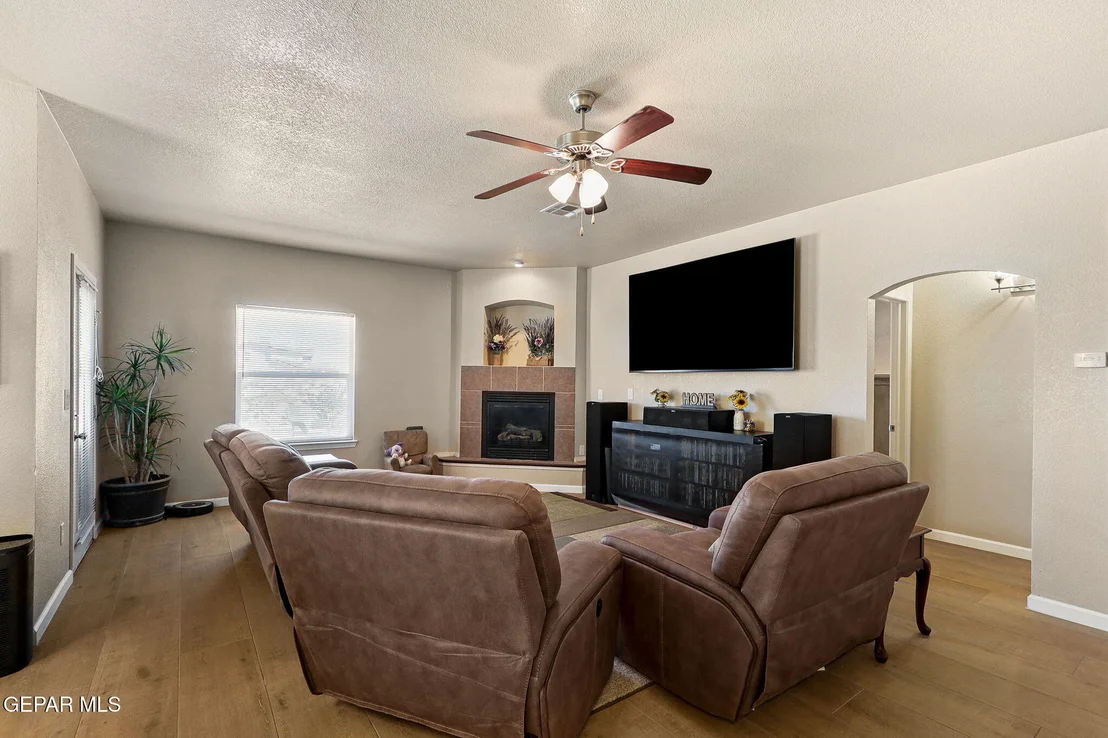 Photo of 7309 MESQUITE FLOR Drive