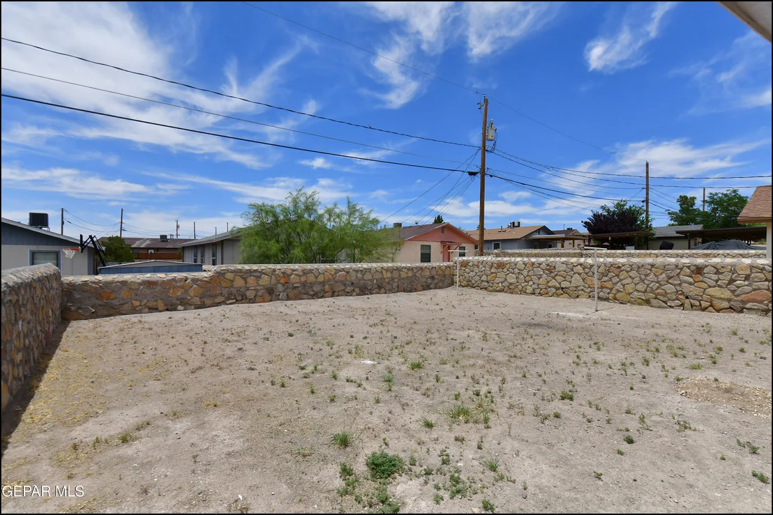 Photo of 315 SUNSET HILLS Drive