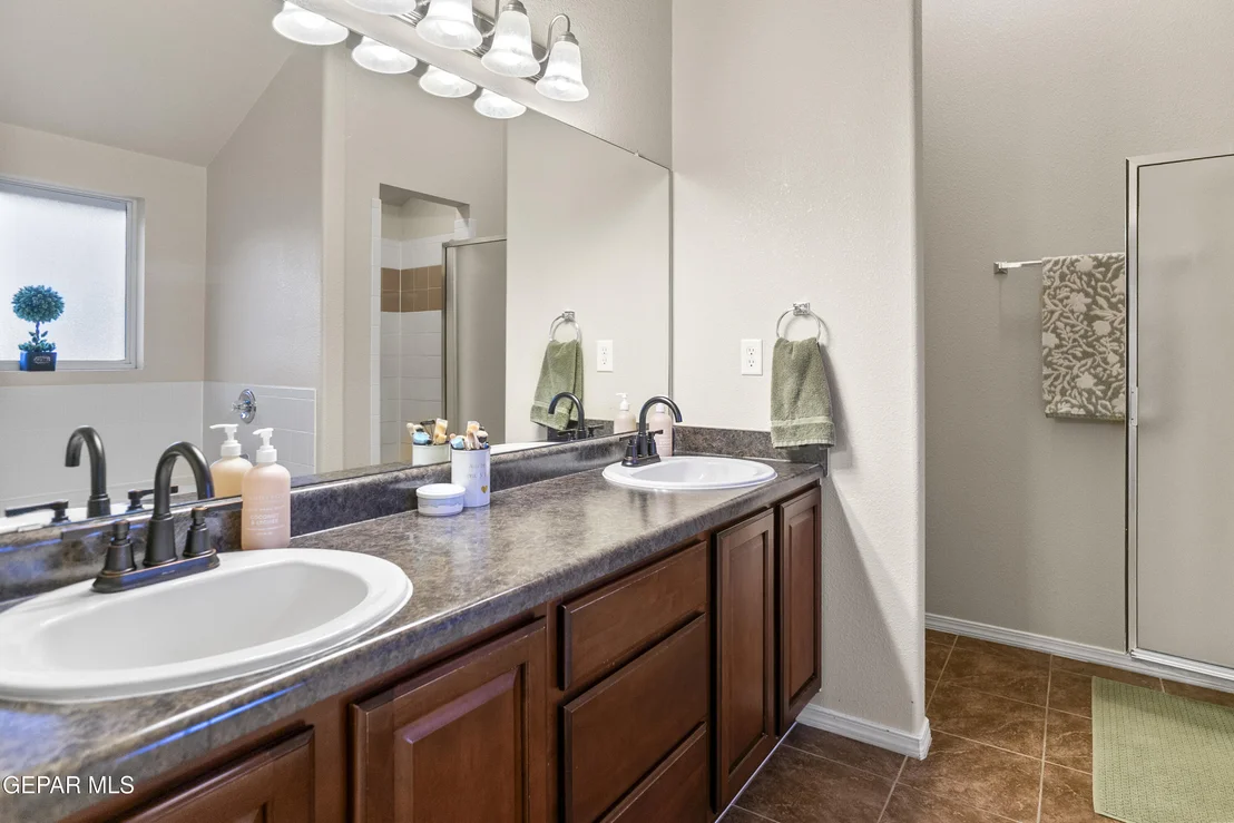 Photo of 6617 PARQUE DEL SOL Drive