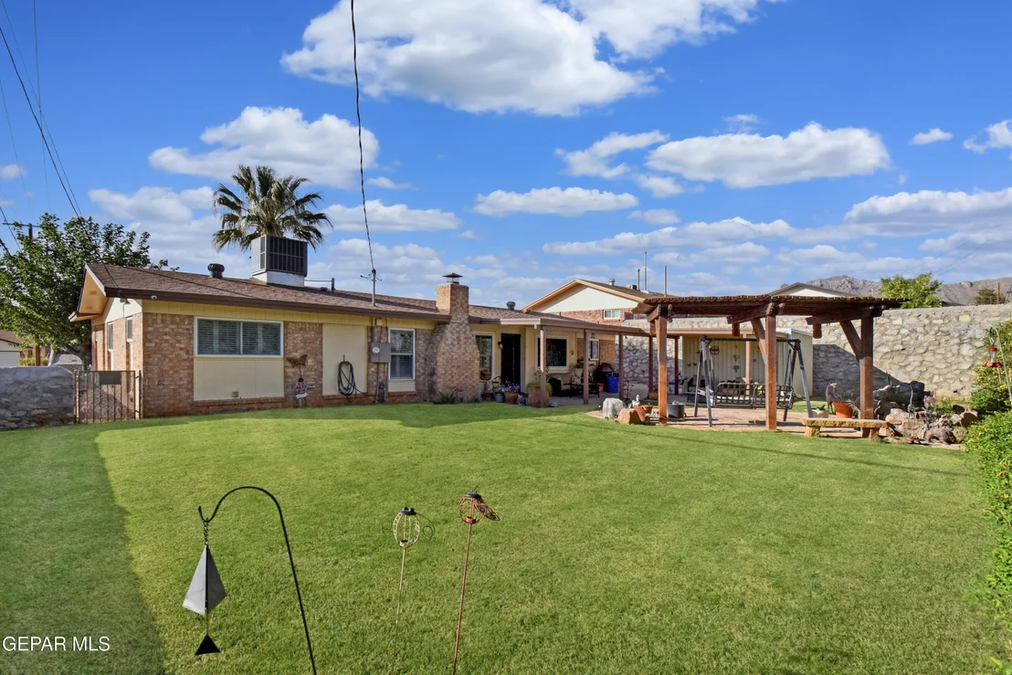 Photo of 224 Lomont Drive
