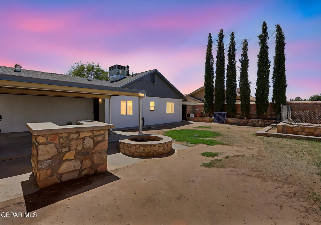Photo of 9281 NOTTINGHAM Drive
