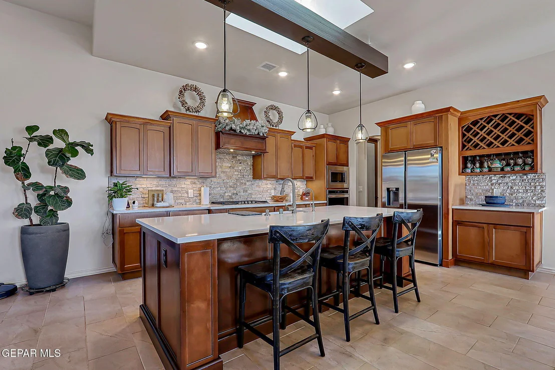 Photo of 12233 BIDDLESTON Drive