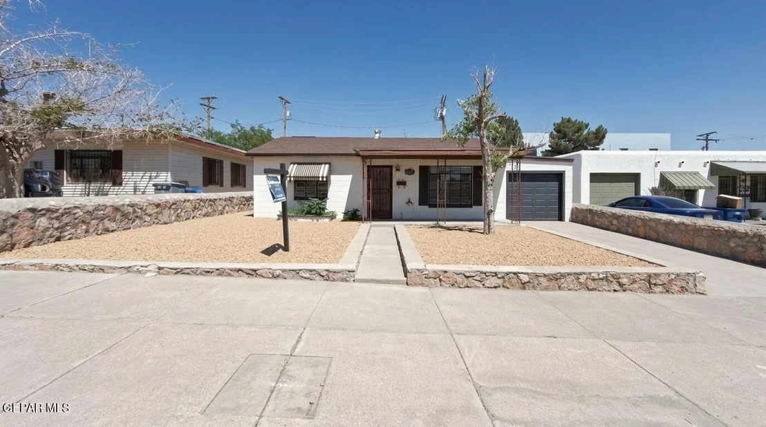 Photo of 816 CARDON Street