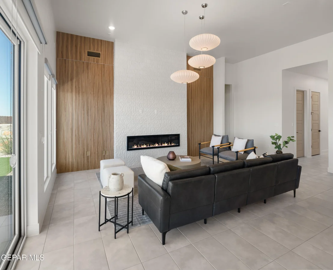 Photo of 1802 Bridle