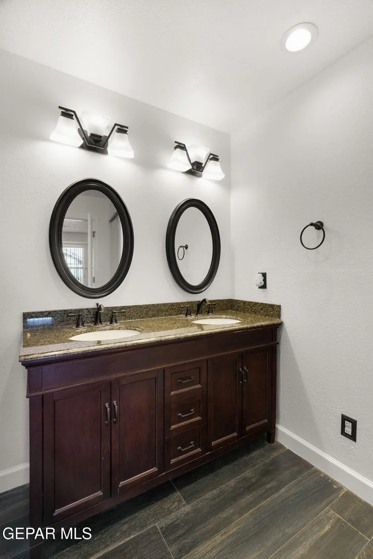 Photo of 11611 Cayuga Circle