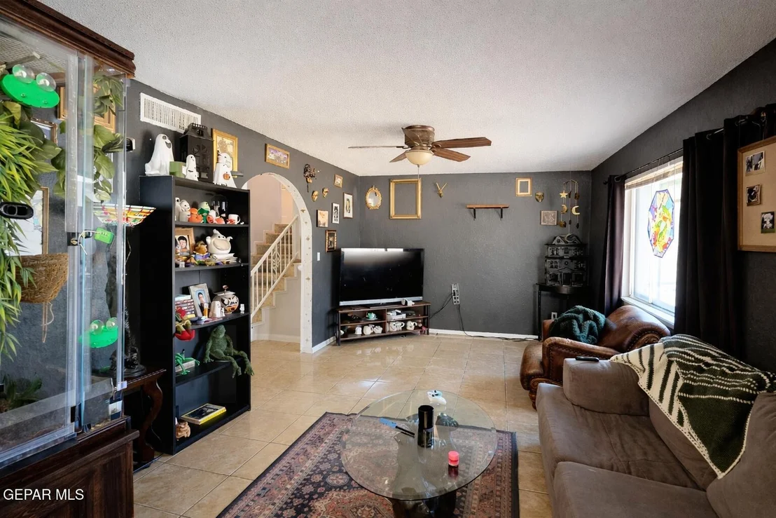 Photo of 3313 EDGEROCK Drive
