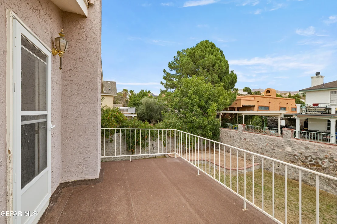 Photo of 1000 SUN RIDGE Drive