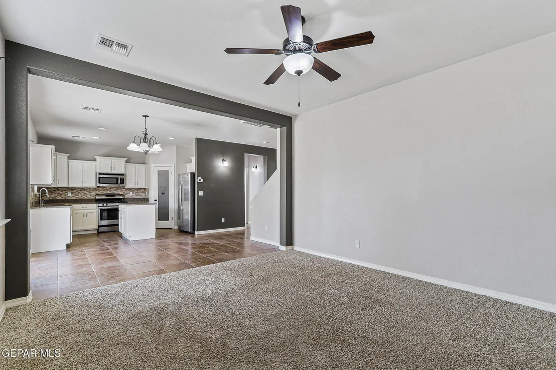 Photo of 7108 N North Skies