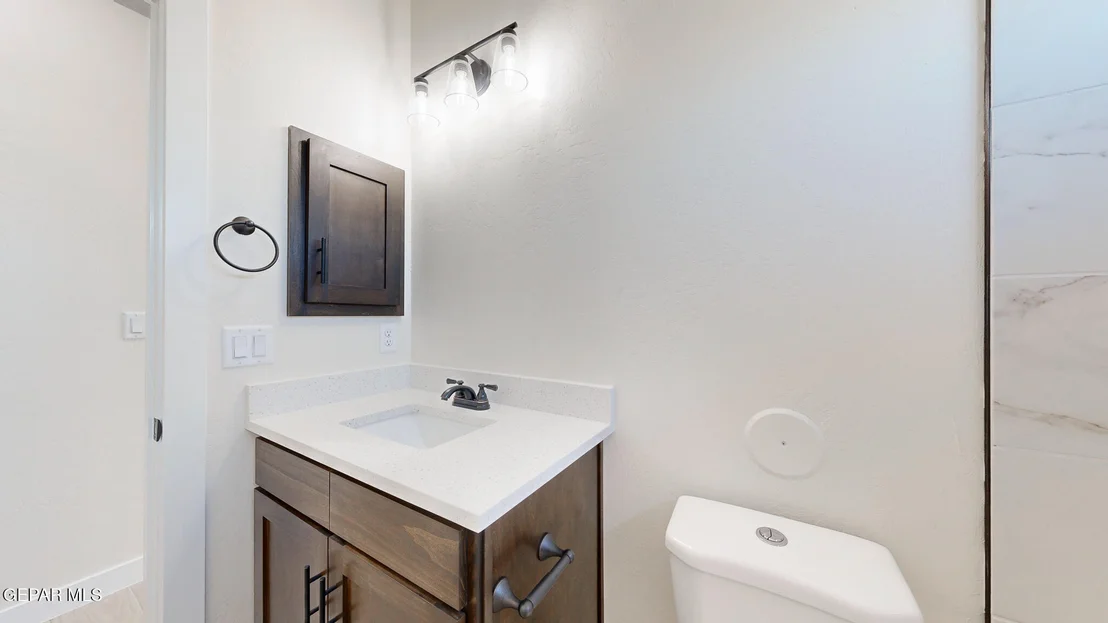 Photo of 325 Apodaca Road