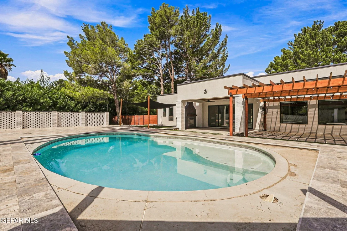 Photo of 5100 YUCCA Place
